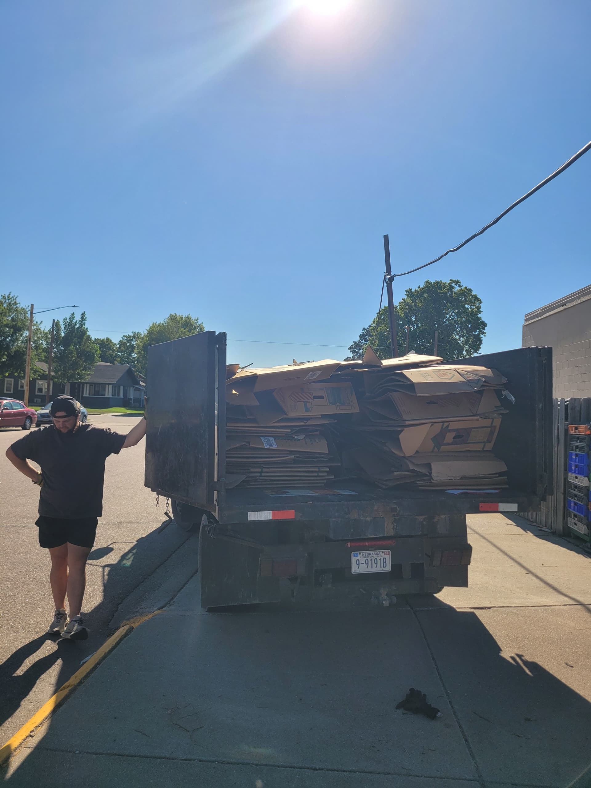 Gallery photos for Commercial Cardboard and Pallet Cleanup Done Right: Image #1