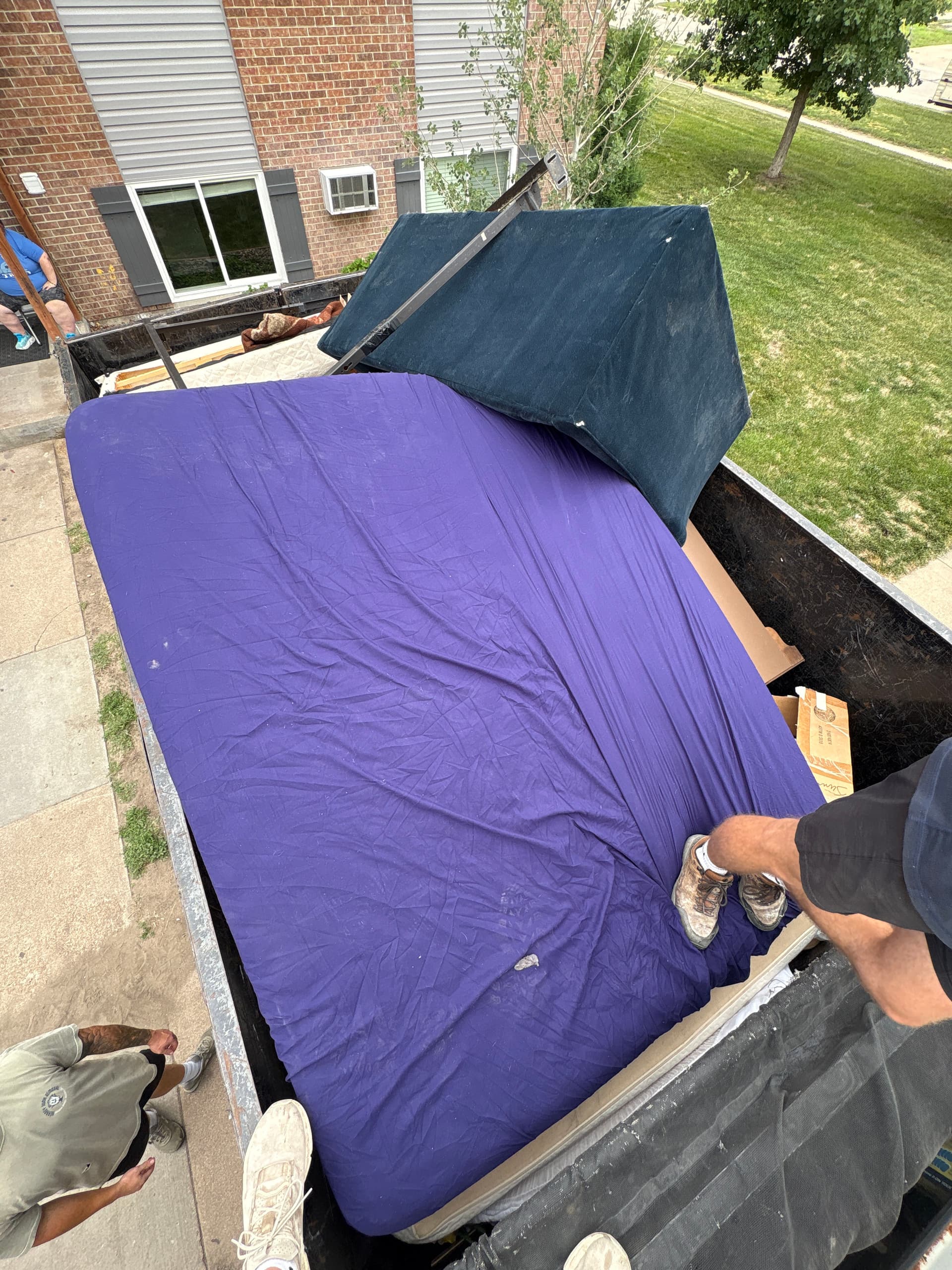 Gallery photos for Eviction Cleanout Hauled Away Fast in Kearney: Image #1