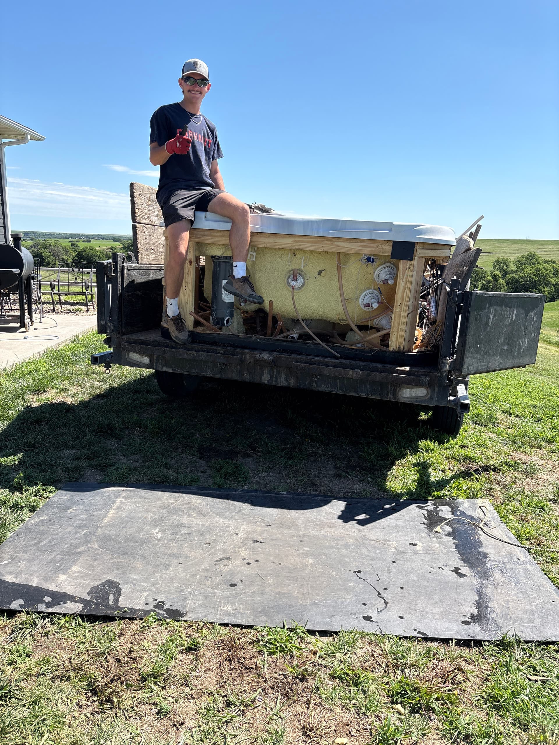 Gallery photos for Heavy Hot Tub Removal Done Right With the Right Equipment: Image #1
